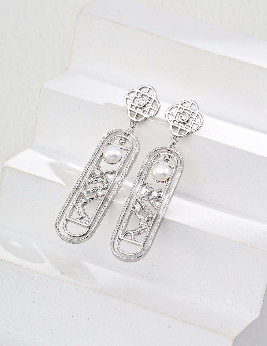 Lustre Éternel Earings- Natural pearls