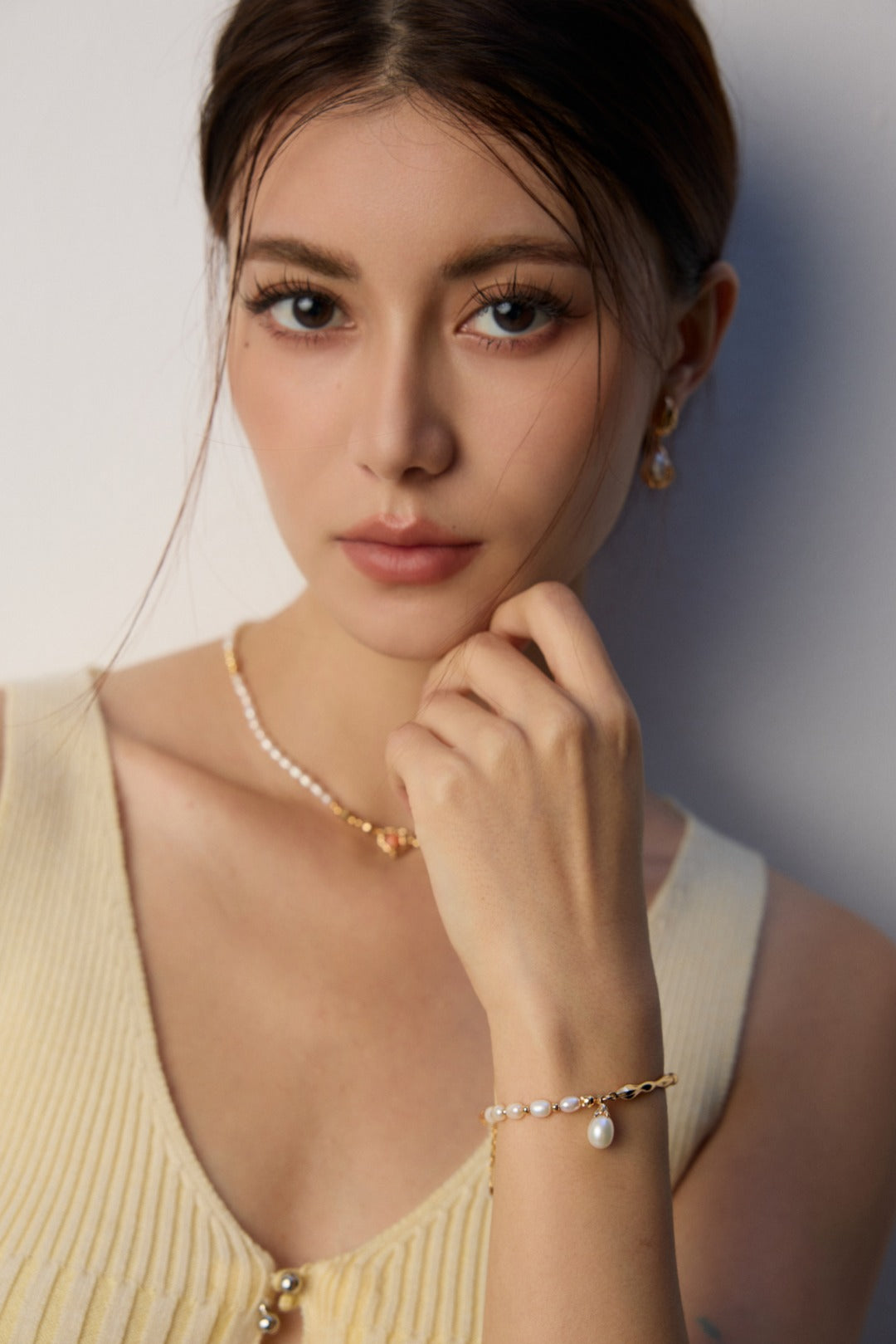 Elegance Minimalist Natural Pearl Bracelet- Adjustable Chain Elegance