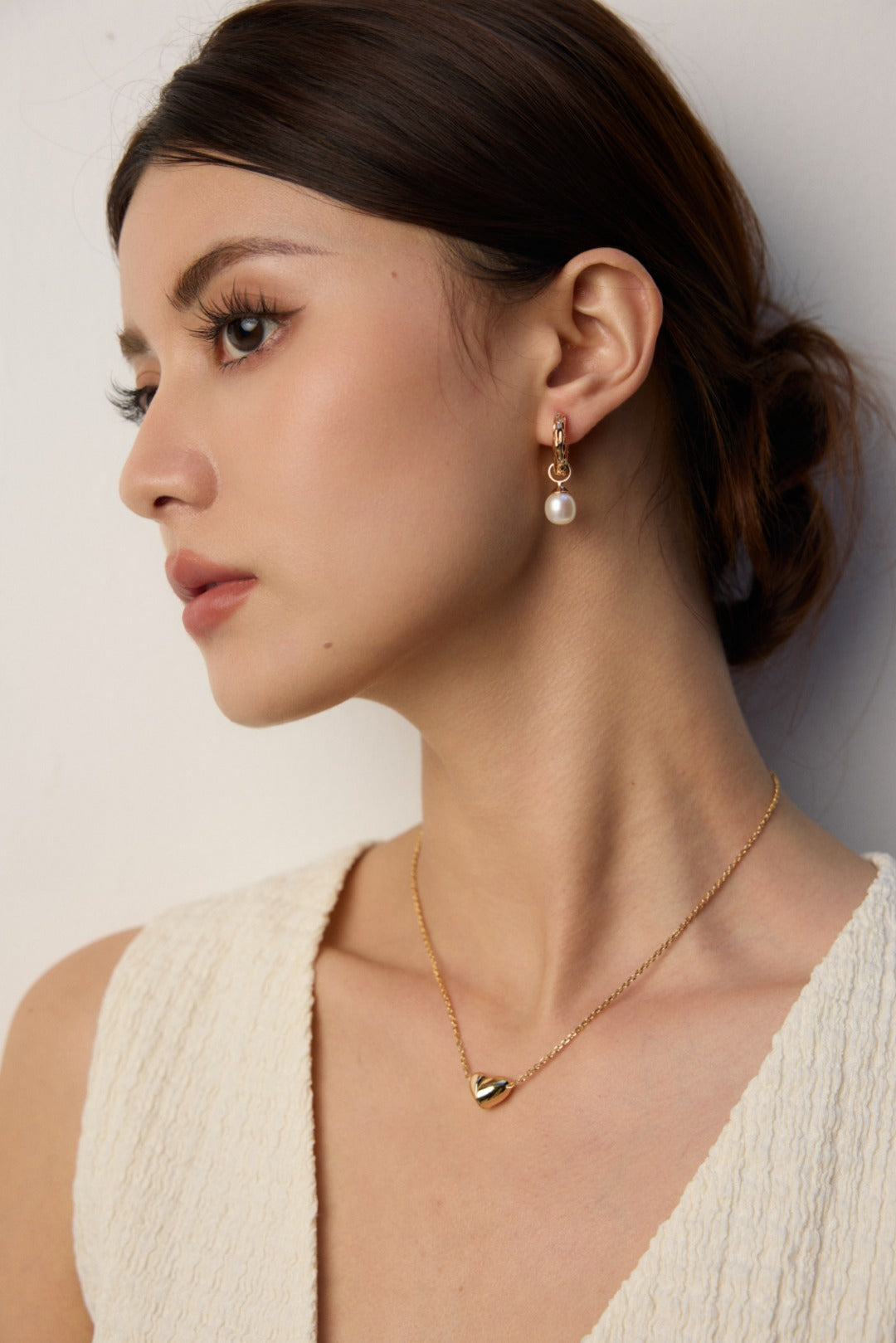 Vintage Pearl Hoop Earrings – Detachable Natural Pearl Drops, Inspired by Nature’s Warm Elegance