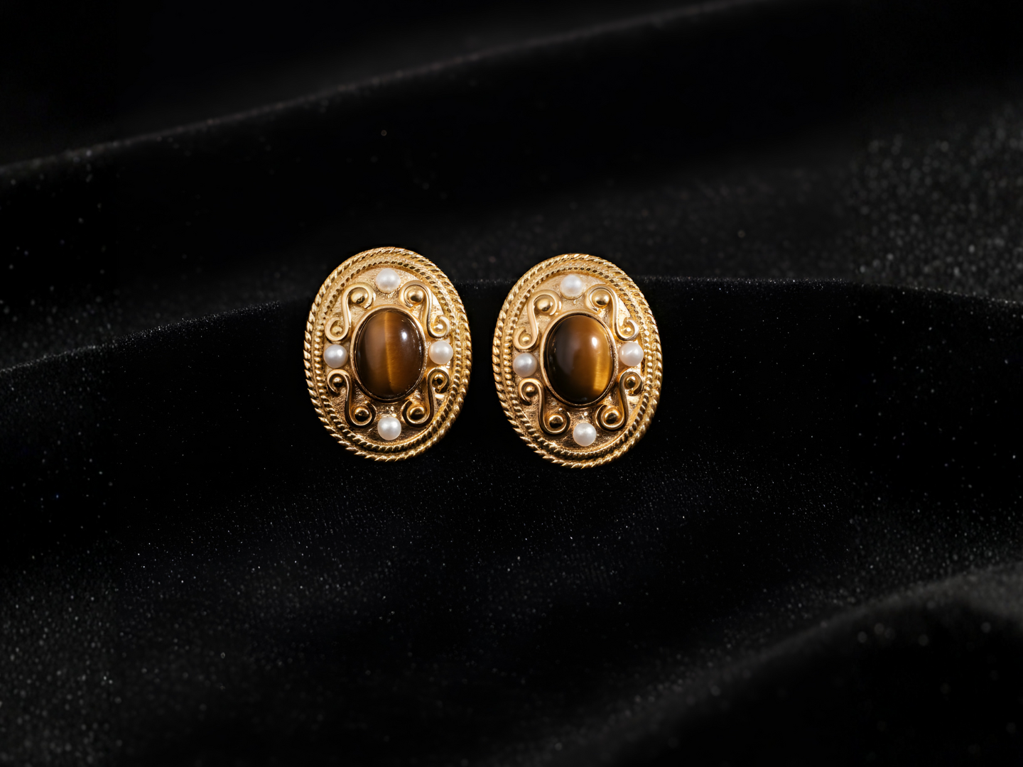 Earrings – The Perfect Finishing Touch