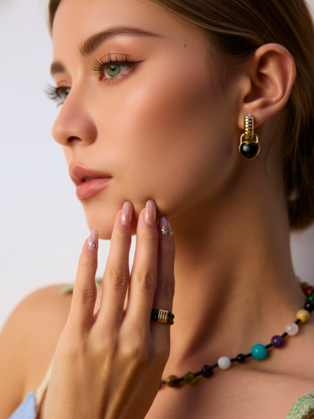 Silver Heart-Shaped Black Onyx Earrings – Detachable Modern Vintage Design