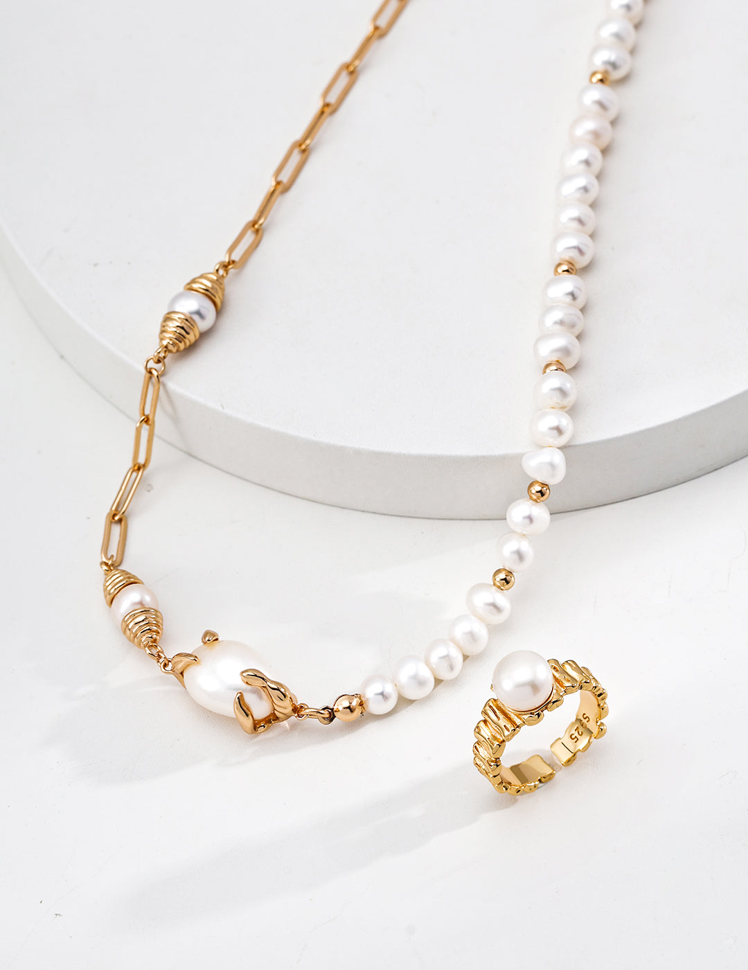 Lustre Éternel Ring- Natural pearls